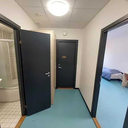 Hostel Airport Budget