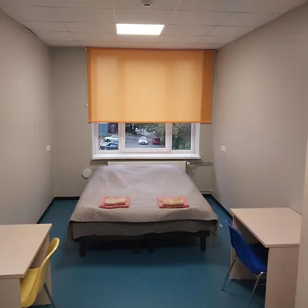 Hostel Airport Budget *