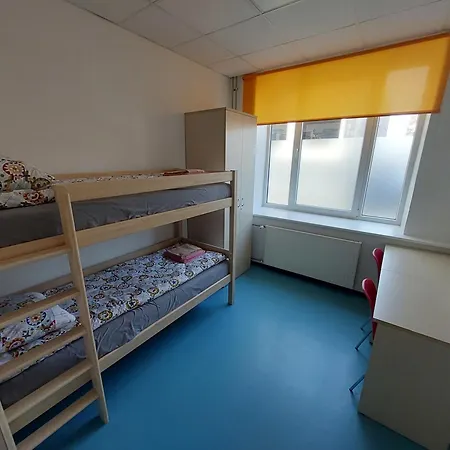 Airport Budget Vandrarhem *