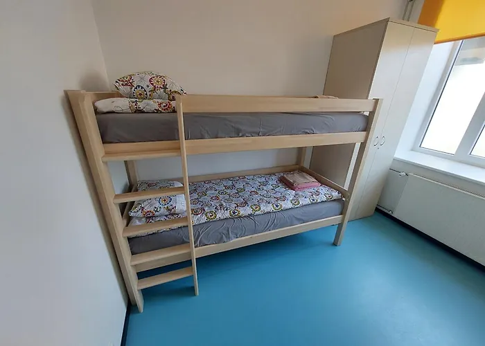 Hostel Airport Budget *