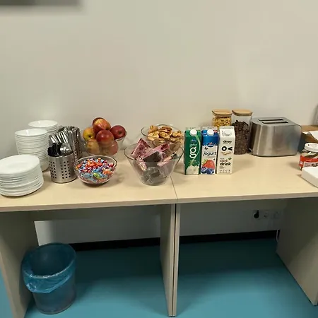 Hostel Airport Budget