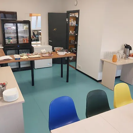 Airport Budget ホステル